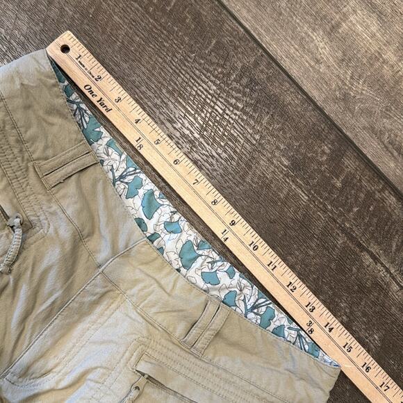 REI Women's Convertible Pants Khaki Size 8P - Picture 7 of 9